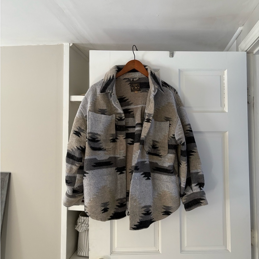 Stylish women’s Jacket in Gray and Black - Picture 1 of 4